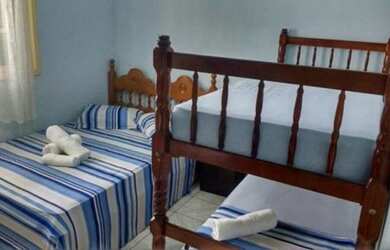 Imagem 1: Aluga-se vagas em casa com estrutura de pousada em Praia Grande, valor...