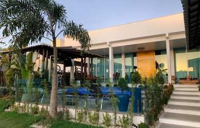 Imagem: A casa em condomínio possui 3 Dormitórios, 3 Banheiros e