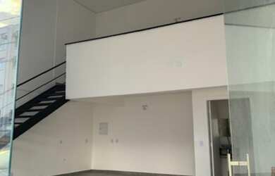 Imagem: O depósito possui 1 Vaga na garagem, 60m² de Área e está