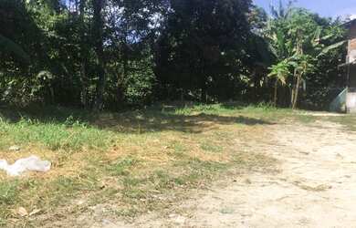 Imagem: O terreno possui 600m² de Área e está localizado em Centro