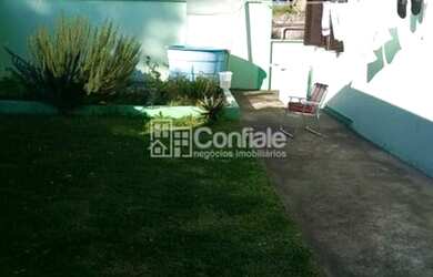 Imagem 12: Casa Padrão. Churrasqueira, Área de serviço, 200m² de Áreae3 Vagas...