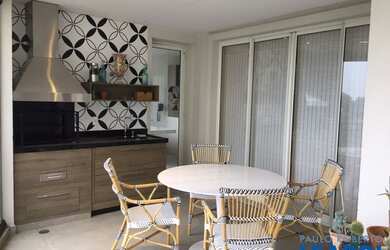 Imagem: O apartamento possui 3 Dormitórios, 5 Banheiros, 3 Vagas na