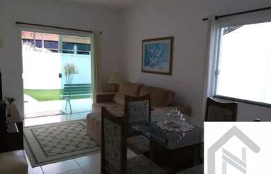 Imagem: A casa possui 3 Dormitórios, 2 Banheiros, 100m² de Área e