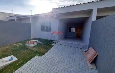 Imagem: A casa possui 2 Dormitórios, 1 Banheiro, 1 Vaga na garagem