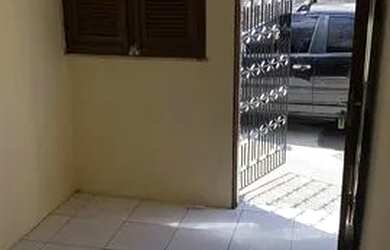 Imagem: A casa possui 1 Dormitório, 1 Banheiro, 50m² de Área e está