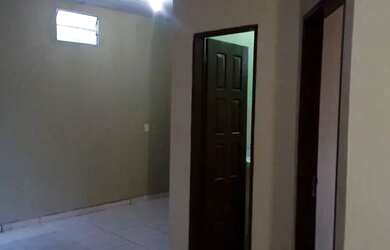 Imagem: A kitnet possui 1 Dormitório, 1 Banheiro, 30m² de Área e