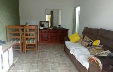 Imagem: A casa possui 2 Dormitórios, 1 Banheiro, 60m² de Área e