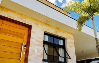 Imagem: A casa em condomínio possui 3 Dormitórios, 3 Banheiros, 4