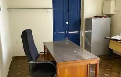 Imagem 4: Galpão/Casa Aluguel. 300m² de Áreae1 Vaga na garagem