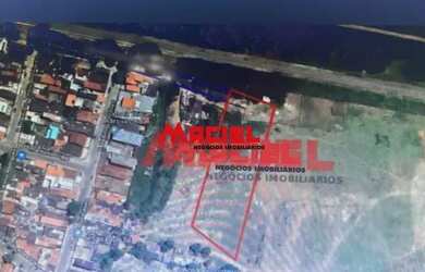 Imagem: O terreno à venda possui 2025m² de Área e está localizado