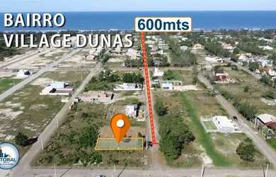 Imagem: O terreno possui 300m² de Área e está localizado em Balneário