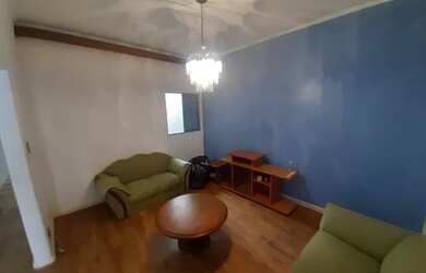 Imagem: A casa possui 2 Dormitórios, 1 Banheiro, 1 Vaga na garagem