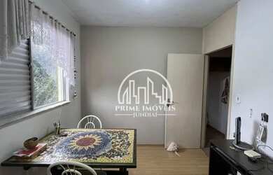 Imagem: O apartamento possui 3 Dormitórios, 1 Banheiro, 1 Vaga na garagem