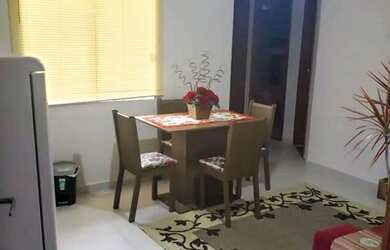 Imagem: O apartamento possui 2 Dormitórios, Acomodam 6 pessoas e 1