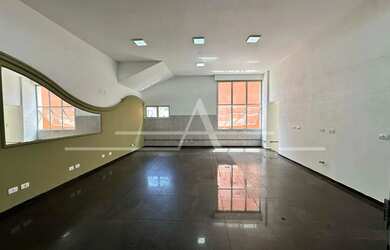 Imagem: O depósito possui 1 Vaga na garagem, 75m² de Área, Imóvel