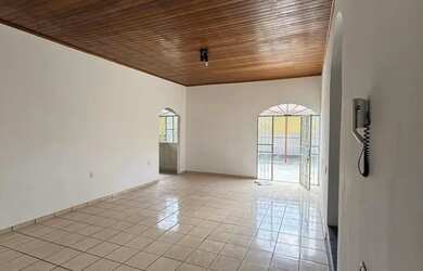 Imagem 3: Casa Via Publica Parque Dez 03 Quartos 01 Suites Escritório/ Poço Artesiano...