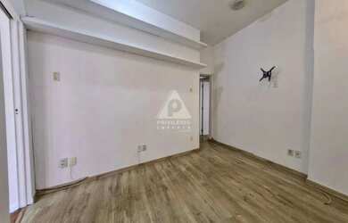 Imagem 14: Apartamento á venda 2 quartos, 1 suite no Posto 2 de Copacabana - Rio...