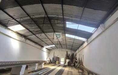 Imagem: O depósito possui 644m² de Área e está localizado em Cézar