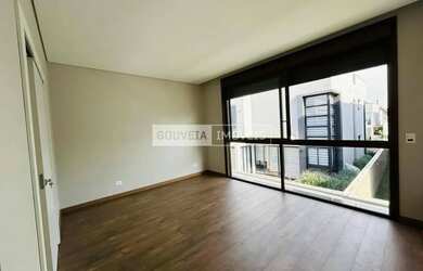 Imagem 15: Casa em Condomínio com 3 Suítes, 290m² à venda por R$3.980.000,00...