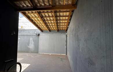 Imagem 1: Casa no Jardim Primavera com garagem coberta!