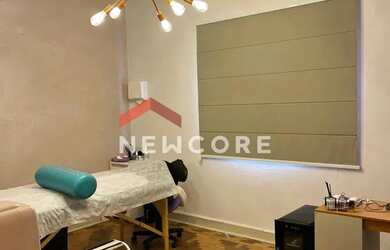 Imagem: A casa possui 4 Dormitórios, 4 Banheiros, 4 Vagas na garagem