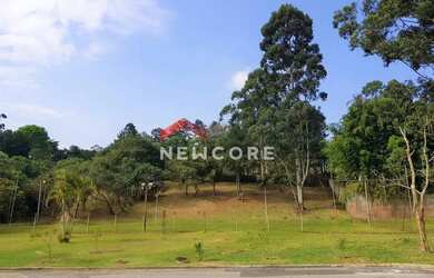 Imagem: O terreno possui 3.306m² de Área e está localizado em Jardim