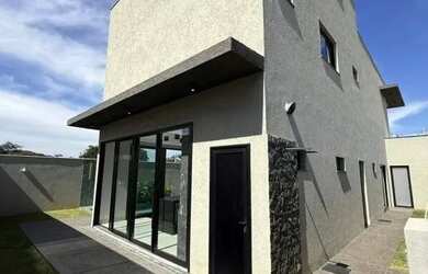 Imagem 1: Sobrado 3 suítes à venda no Parqville Pinheiros - Aparecida de Goiânia