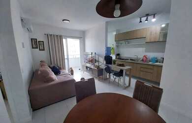 Imagem: O apartamento possui 2 Dormitórios, 2 Banheiros, 2 Vagas na