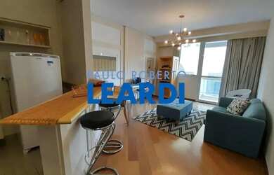 Imagem: O studio possui 1 Dormitório, 1 Banheiro, 1 Vaga na garagem