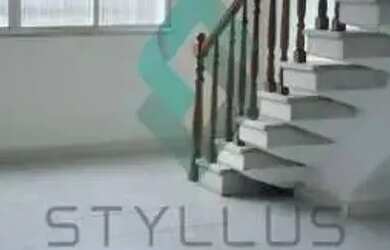 Imagem: A casa possui 3 Dormitórios, 4 Banheiros, 1 Vaga na garagem