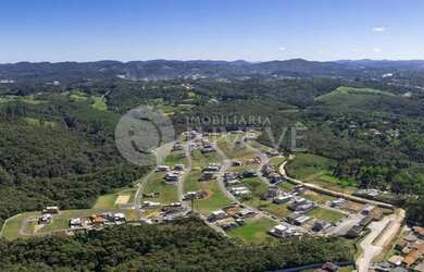 Imagem: O terreno possui 300m² de Área e está localizado em Arruda