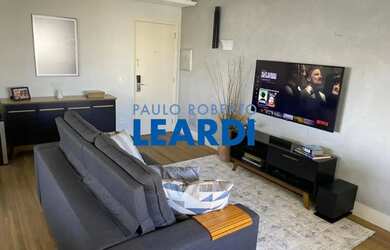 Imagem: O apartamento possui 1 Dormitório, 1 Banheiro, 1 Vaga na garagem