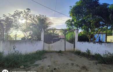 Imagem: A chácara possui 840m² de Área e está localizado em Santa