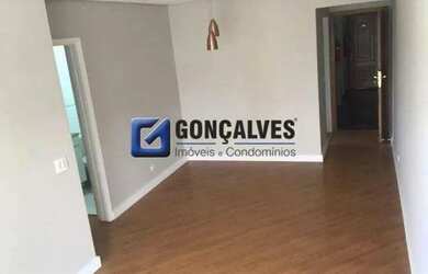 Imagem: O apartamento para alugar possui 3 Dormitórios, 2 Banheiros