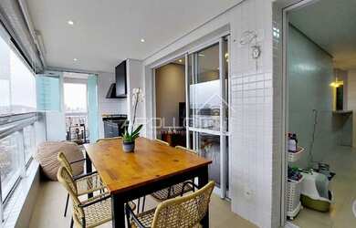 Imagem 4: Lindo apartamento com 2 suítes andar alto vista total livre no Embaré