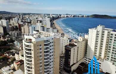 Imagem: O apartamento possui 3 Dormitórios, 1 Banheiro, 2 Vagas na