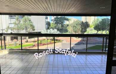 Imagem: O apartamento possui 4 Dormitórios, 5 Banheiros, 3 Vagas na