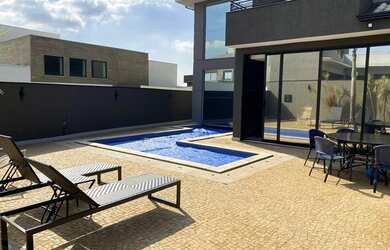 Imagem: A casa em condomínio possui 3 Dormitórios, 5 Banheiros, 5