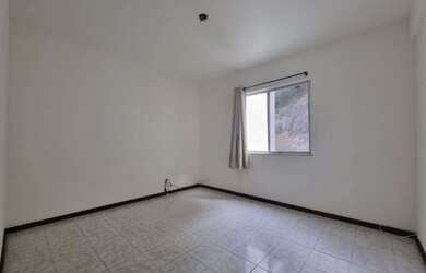 Imagem 3: Edf. Pena de Águia - Barra - Nascente - 1 quarto - Área de serviço - 47m²