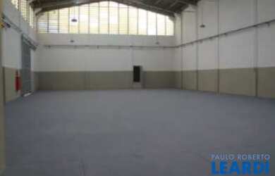 Imagem: O depósito possui 727m² de Área e está localizado em Vila