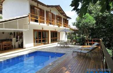 Imagem: A casa em condomínio possui 3 Dormitórios, 5 Banheiros, 4