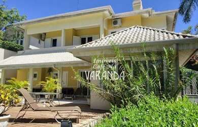 Imagem: A casa em condomínio possui 5 Dormitórios, 5 Banheiros, 5