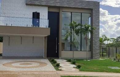 Imagem: A casa em condomínio possui 4 Dormitórios, 5 Banheiros, 4