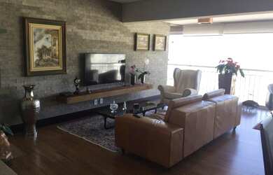 Imagem: O apartamento possui 3 Dormitórios, 5 Banheiros, 2 Vagas na