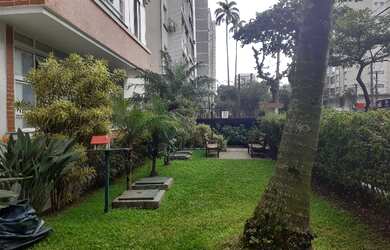 Imagem: O apartamento possui 2 Dormitórios, 2 Banheiros e 80m² de