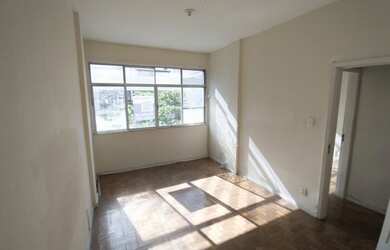 Imagem 5: MARAVILHOSO APARTAMENTO SALA 3 QUARTOS COM PISO EM TACO, BANHEIRO SOCIAL, AMPLA COPA COZIN