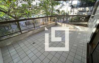 Imagem: O apartamento possui 3 Dormitórios, 3 Banheiros, 2 Vagas na