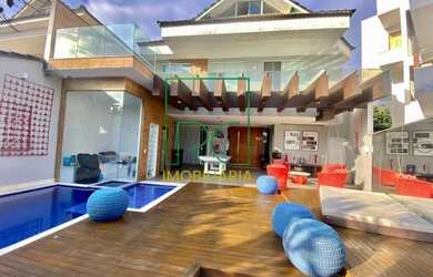 Imagem: A casa em condomínio possui 3 Dormitórios, 4 Banheiros, 2