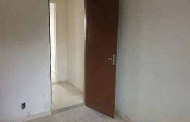 Imagem: A casa possui 1 Dormitório, 1 Banheiro, 200m² de Área e