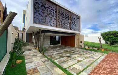 Imagem: A casa em condomínio possui 3 Dormitórios, 5 Banheiros, 4